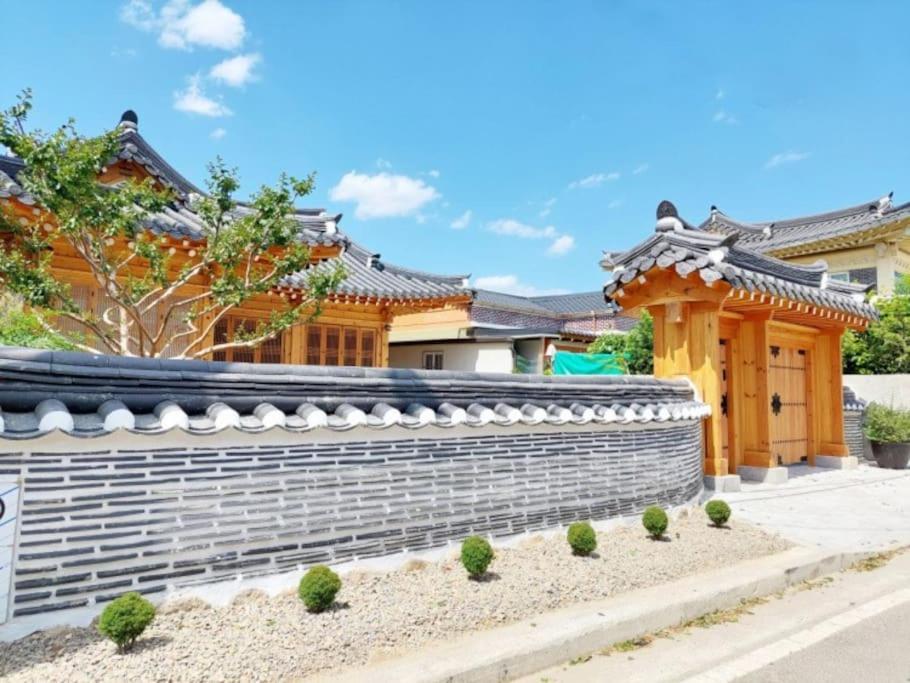 Gyeongju Hanok Sohwa Exteriör bild