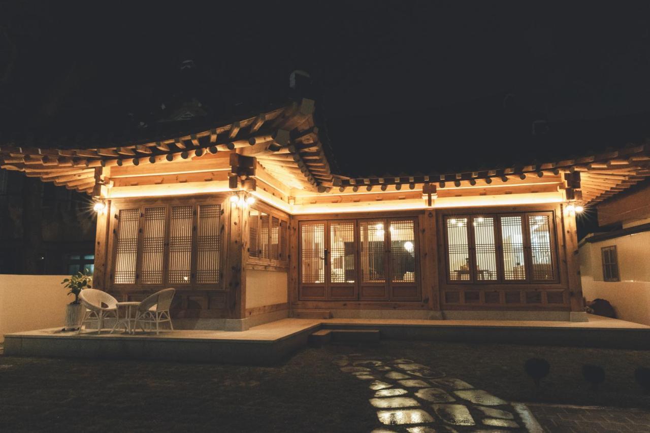Gyeongju Hanok Sohwa Exteriör bild