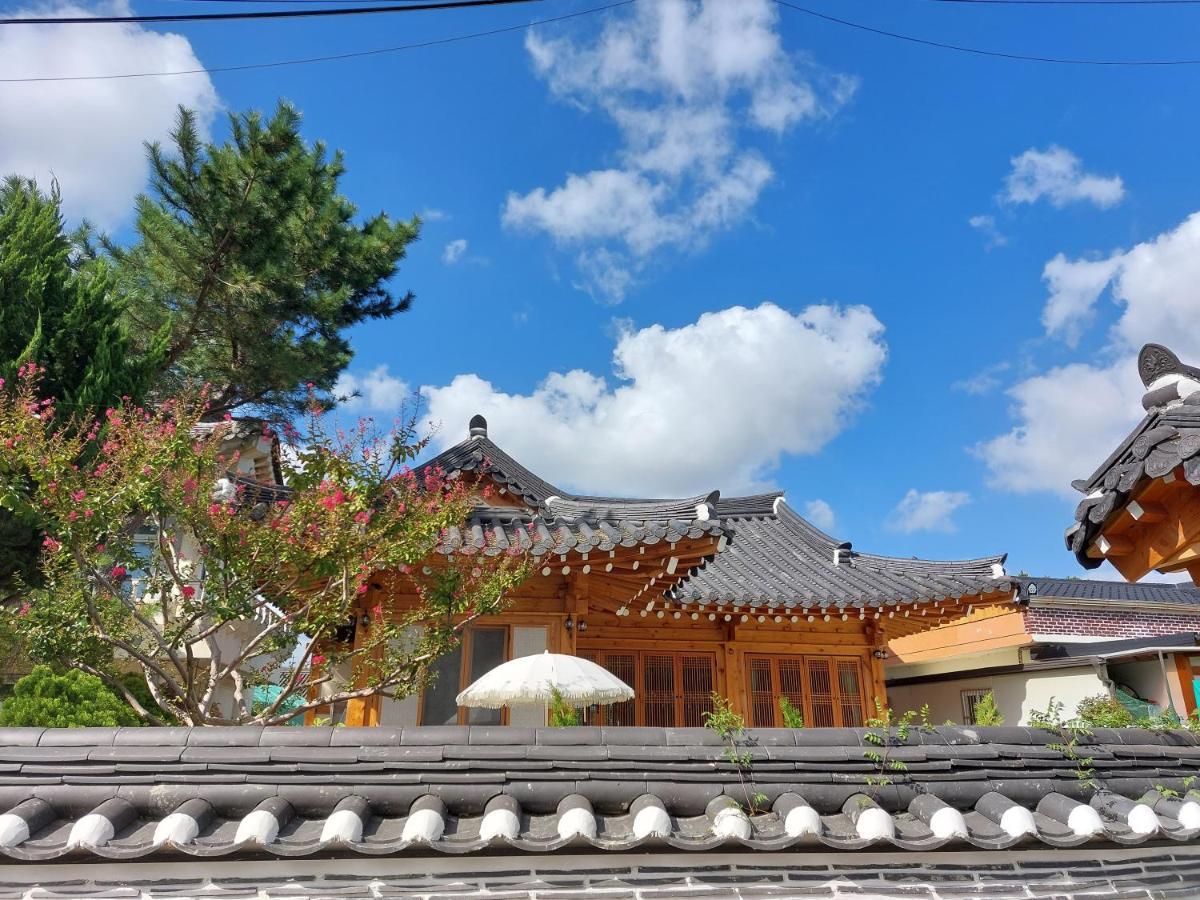 Gyeongju Hanok Sohwa Exteriör bild